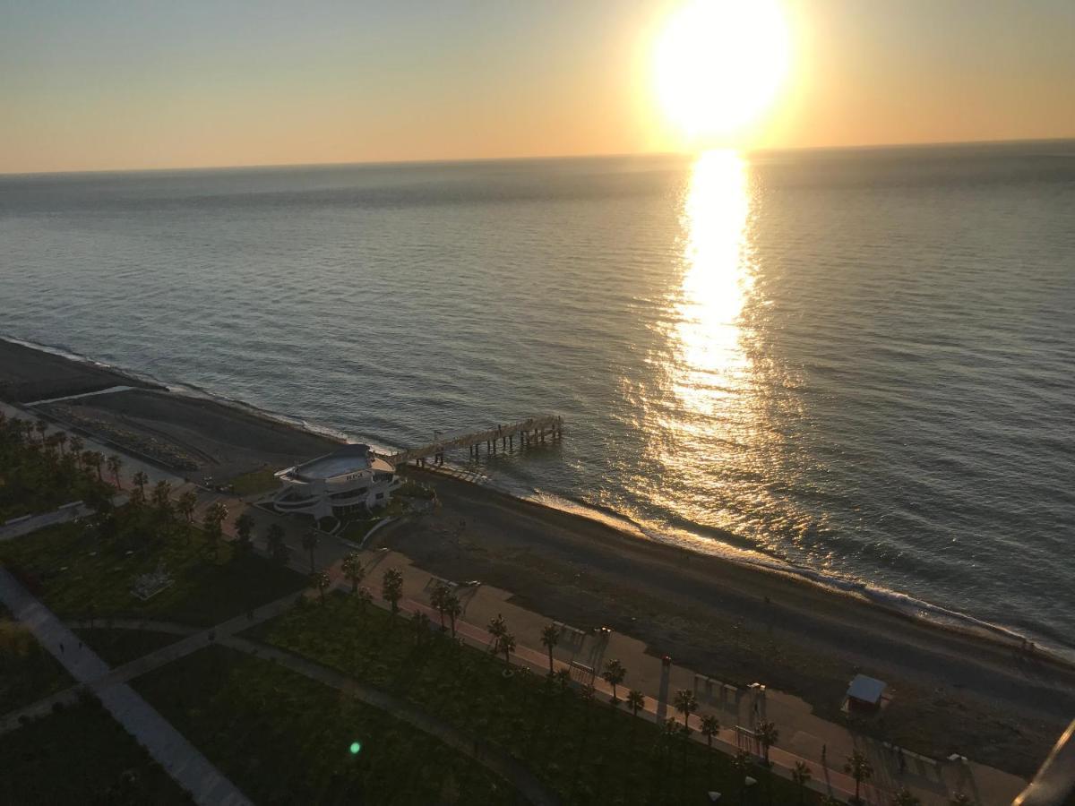 Orbi Beach Garden Batoemi Buitenkant foto